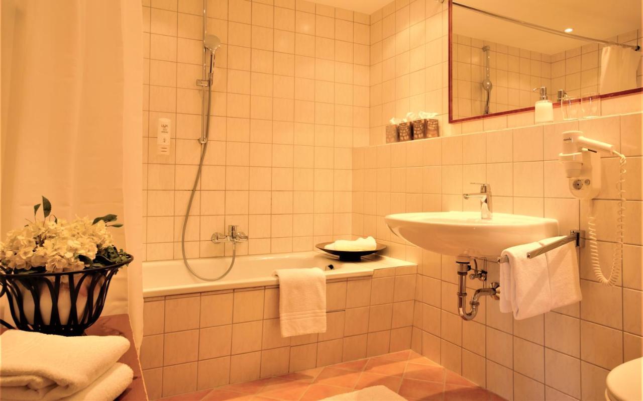 Kapler Alm Hotel Waakirchen Kültér fotó