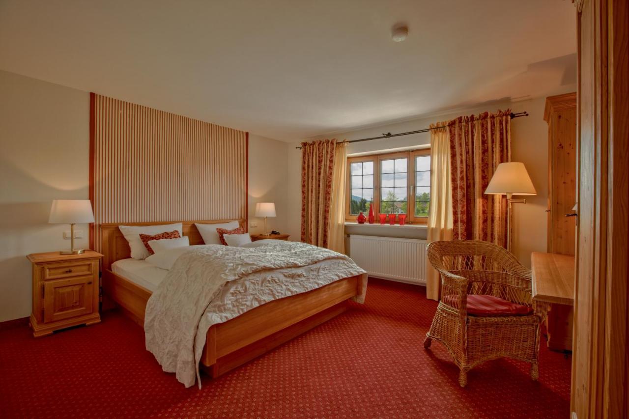 Kapler Alm Hotel Waakirchen Kültér fotó