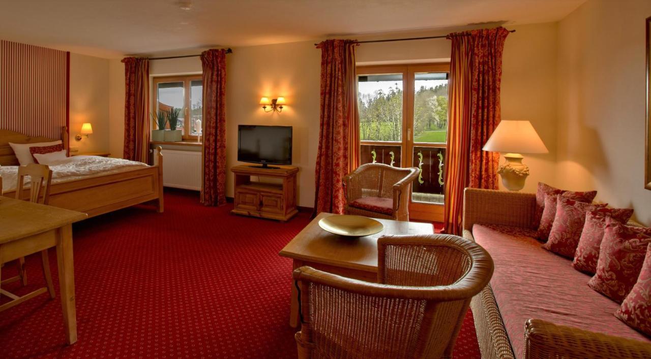 Kapler Alm Hotel Waakirchen Kültér fotó